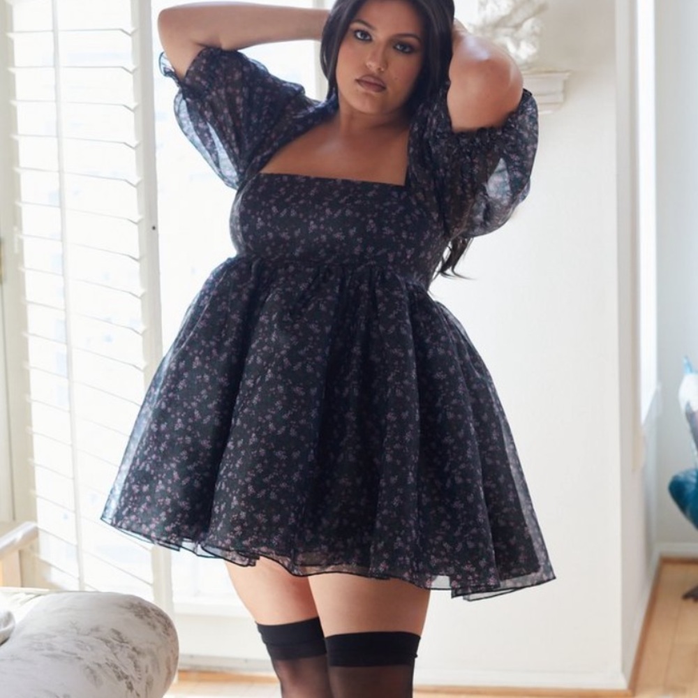 Selkie 80’s Ditsy Puff Dress